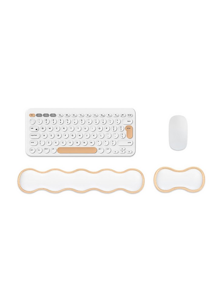 White wooden mouse pad set